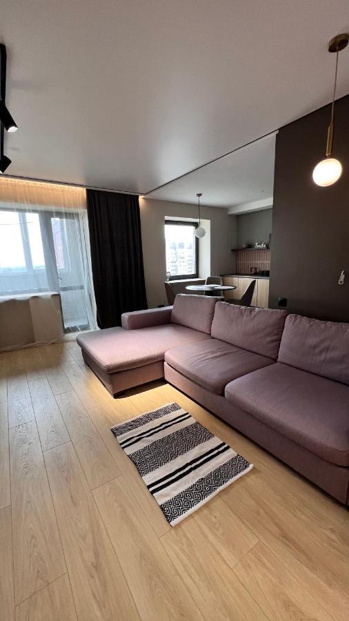 2 Room Modern Apartment View Dnipro Eksteriør billede