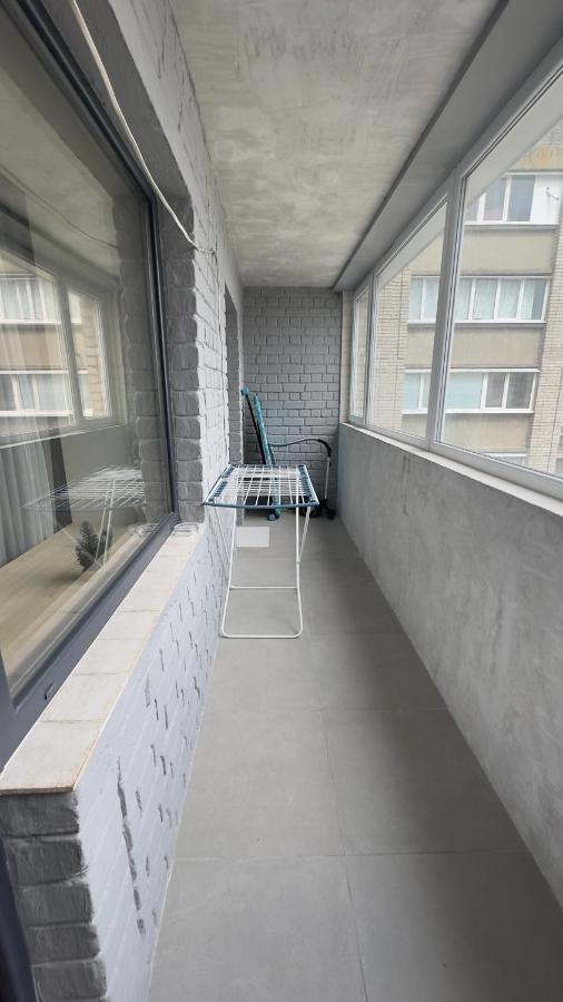 2 Room Modern Apartment View Dnipro Eksteriør billede
